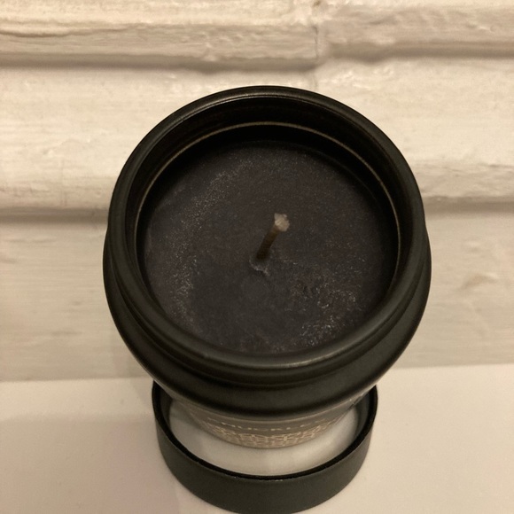 BNIB MOOSE KNUCKLES Candle - Picture 3 of 5